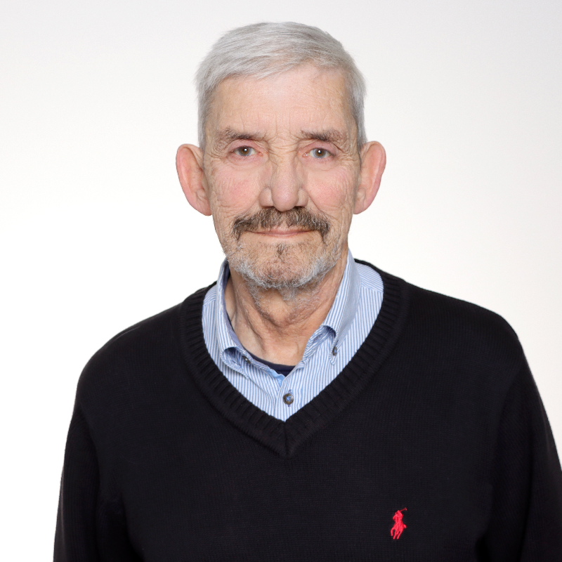  Rolf Roth